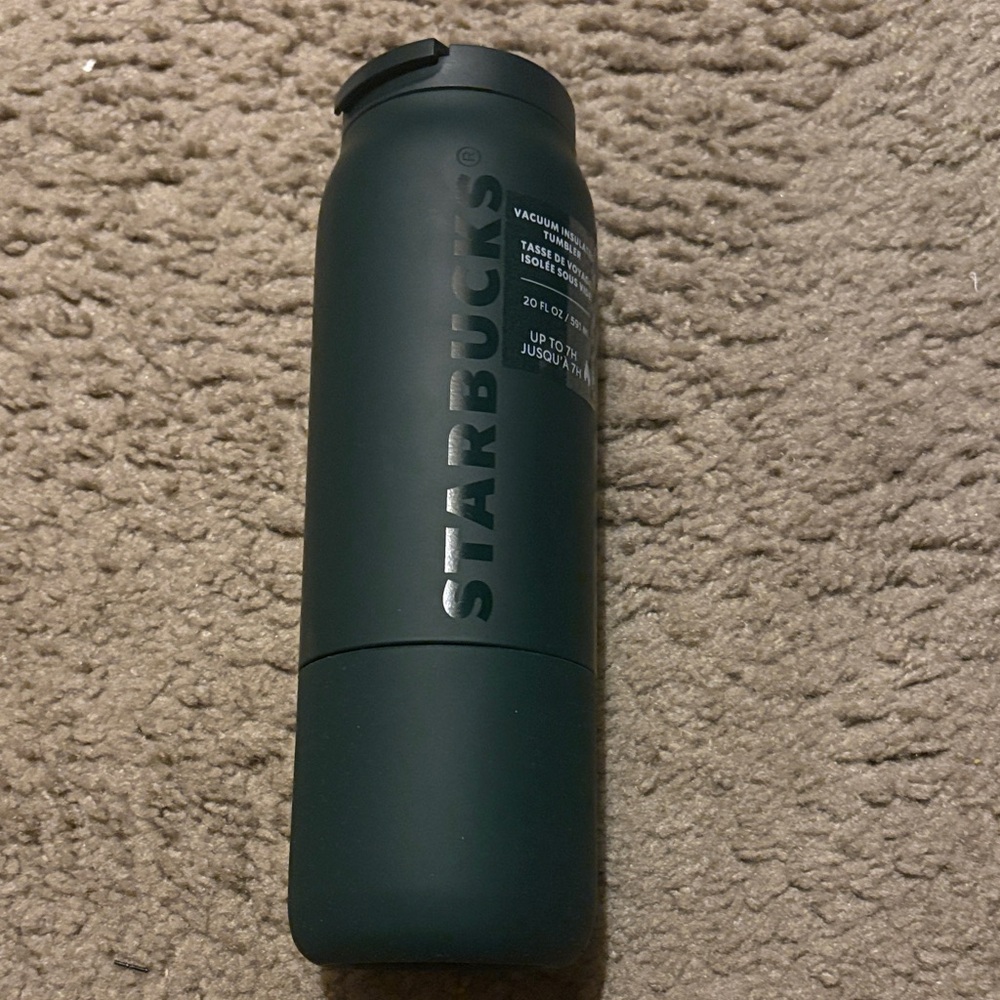 Vacuum insulated Tumblr 20 fl oz